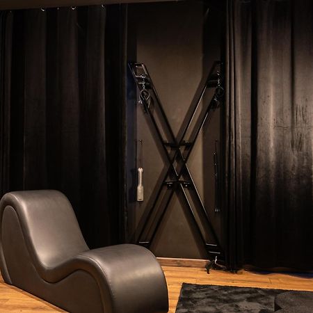 Blackroom Suite De Luxe 50 Nuances De Grey Le Havre Extérieur photo