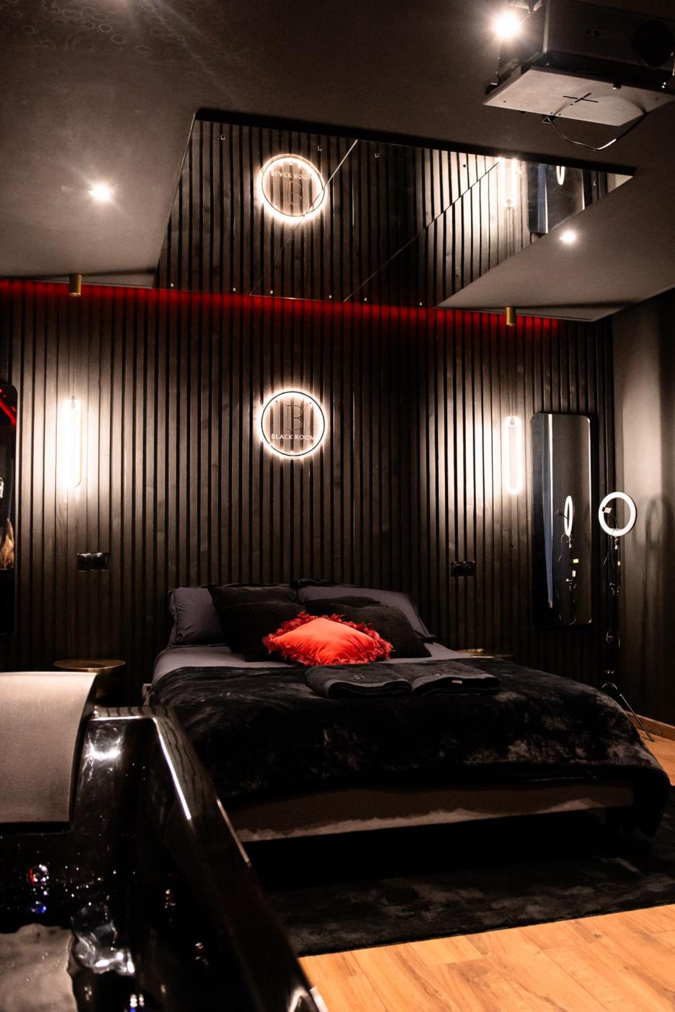 Blackroom Suite De Luxe 50 Nuances De Grey Le Havre Extérieur photo